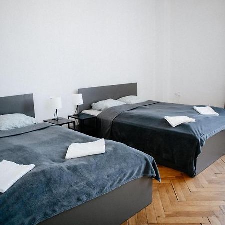 Best Rooms For Short Stay In City Center Krakow Luaran gambar